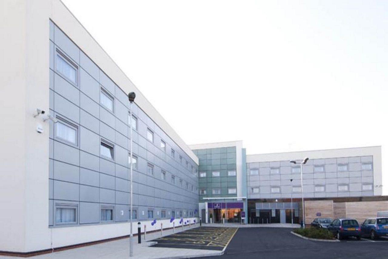 Premier Inn Liverpool John Lennon Airport Speke Dış mekan fotoğraf